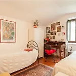 Guesthost - Casale Gli Angeli - Charming With Garden And Parking! Lejlighed Gubbio