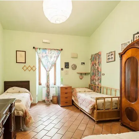 Casale Gli Angeli-charming With Garden And Parking! 아파트
