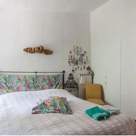 Guesthost - Casale Gli Angeli - Charming With Garden And Parking! *
