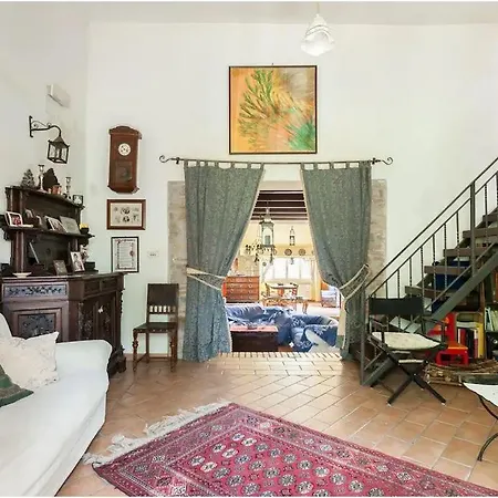 Guesthost - Casale Gli Angeli - Charming With Garden And Parking! 古比奥